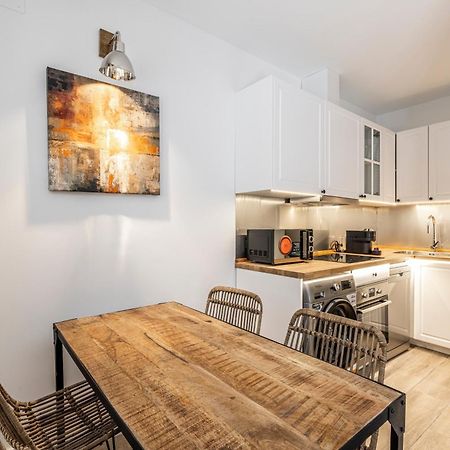 Plaza De Castilla Apartments Мадрид Екстериор снимка