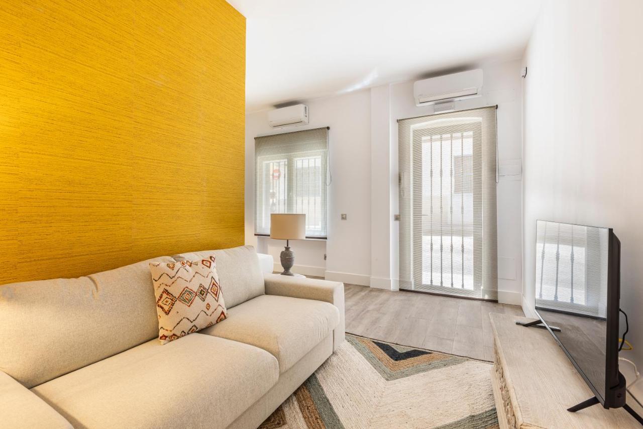 Plaza De Castilla Apartments Мадрид Екстериор снимка