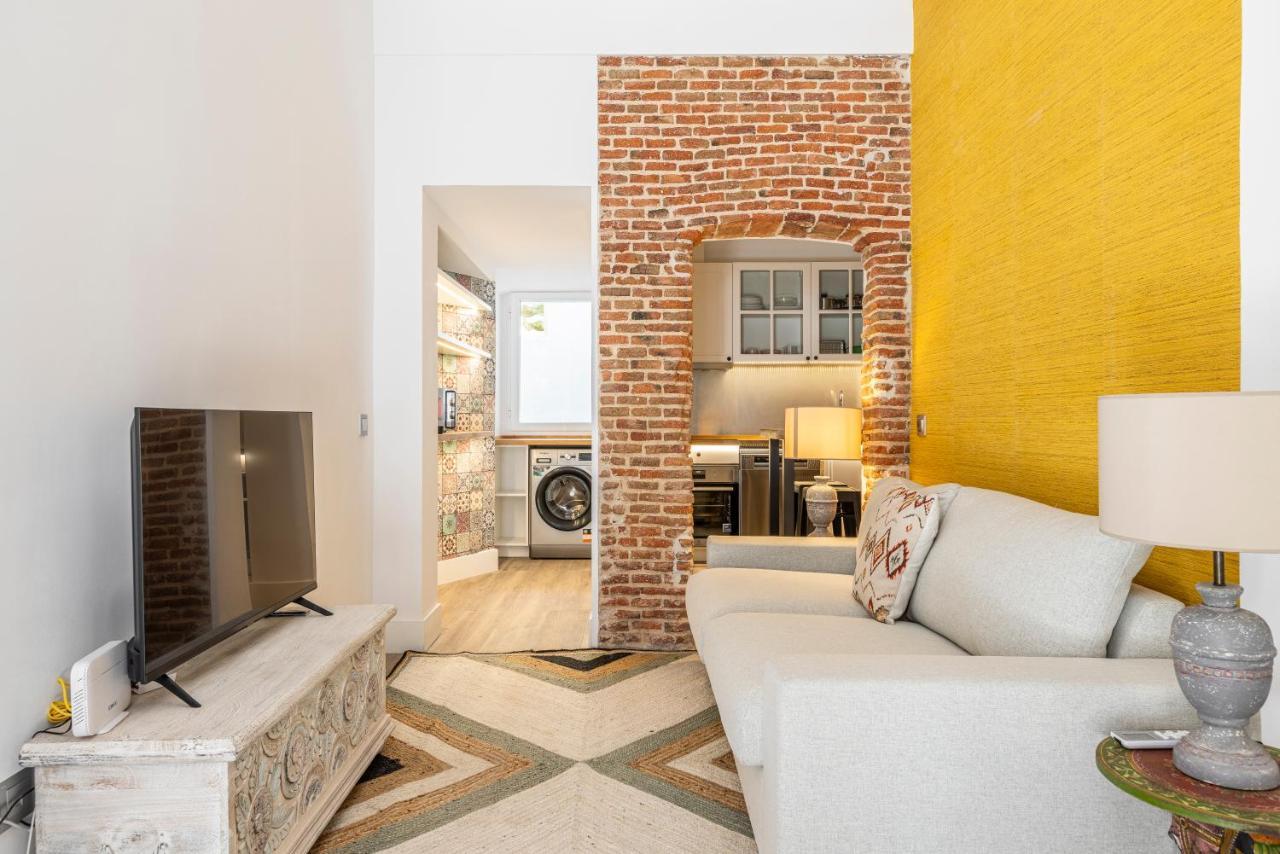 Plaza De Castilla Apartments Мадрид Екстериор снимка