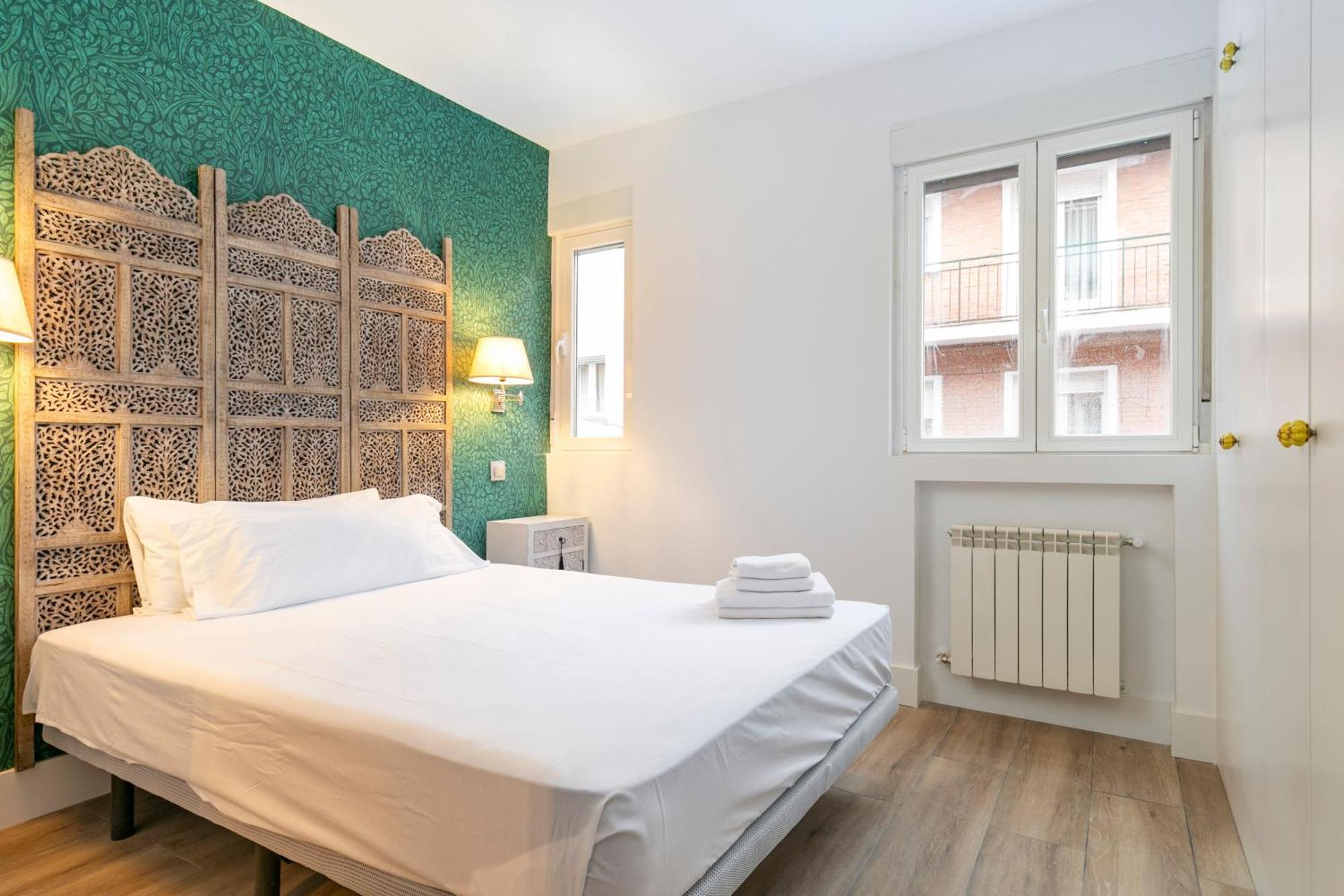 Plaza De Castilla Apartments Мадрид Екстериор снимка
