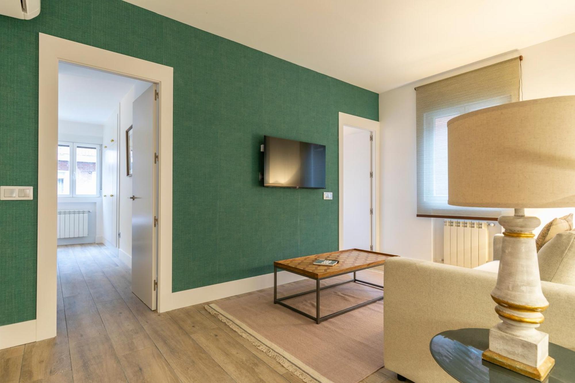 Plaza De Castilla Apartments Мадрид Екстериор снимка
