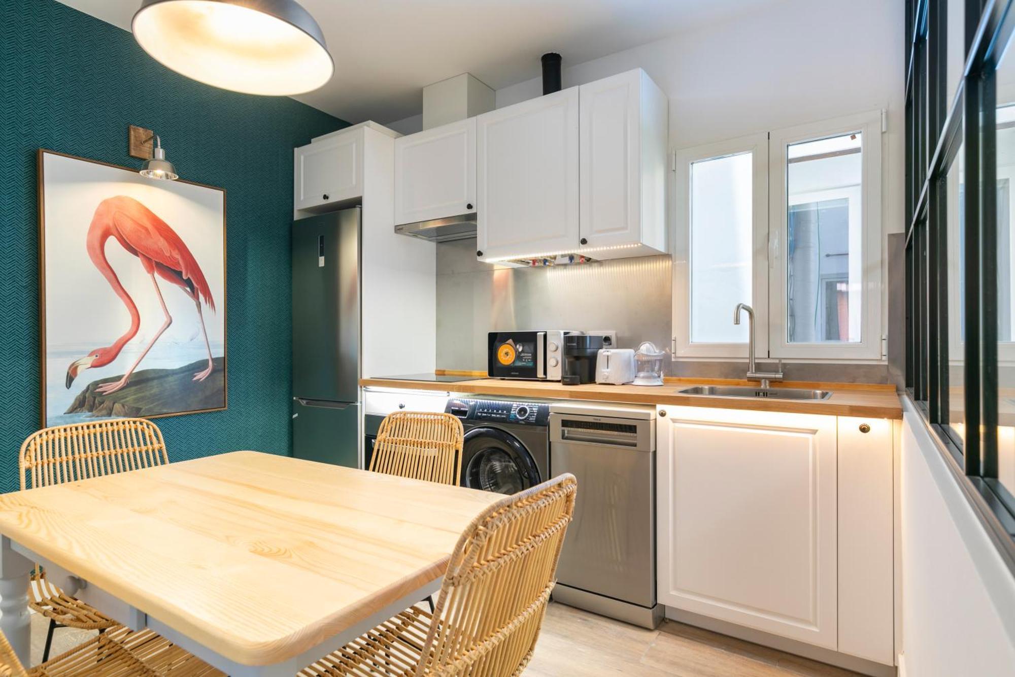 Plaza De Castilla Apartments Мадрид Екстериор снимка